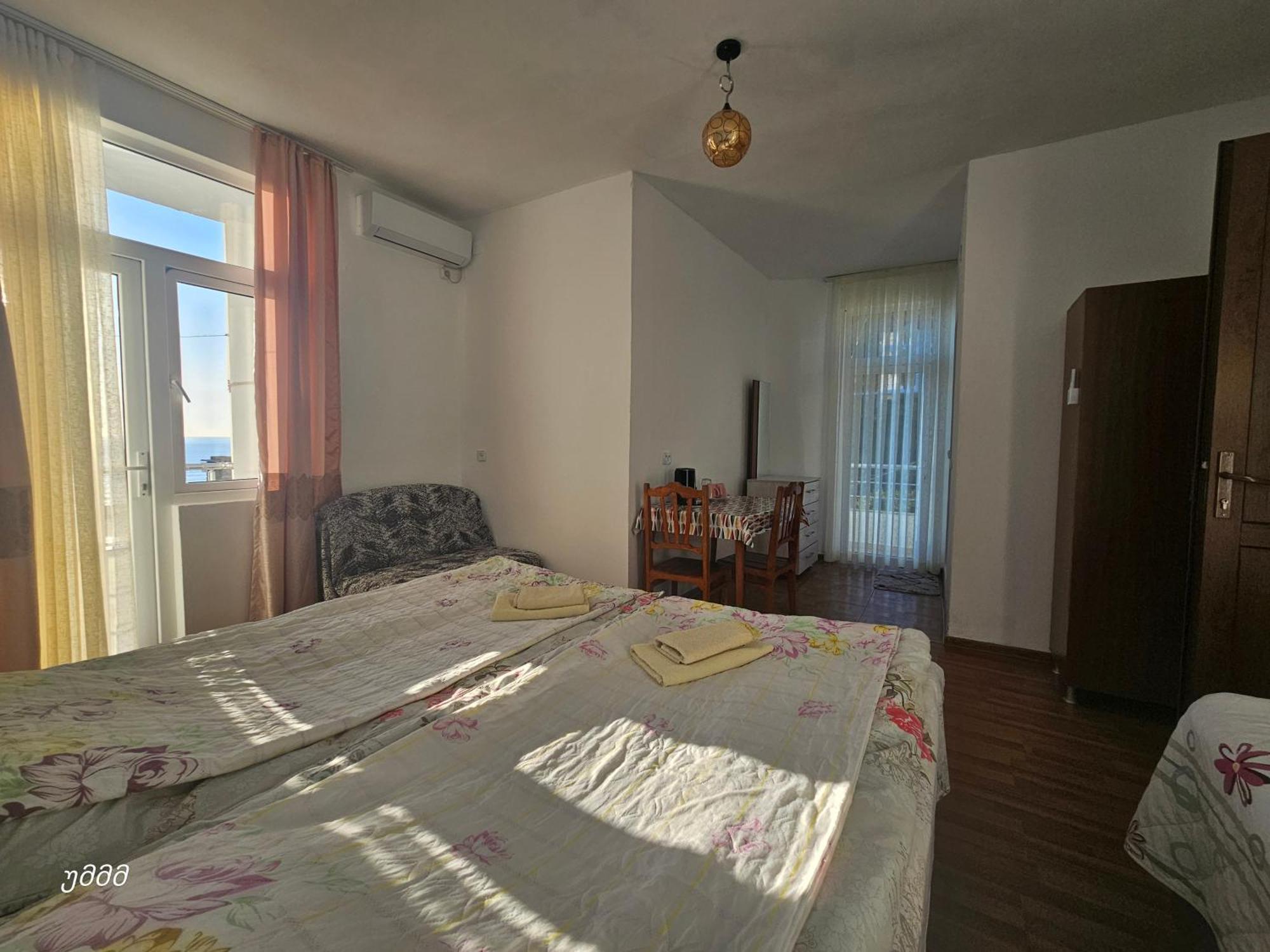 Akhmed Guest House Kvariati Exterior photo