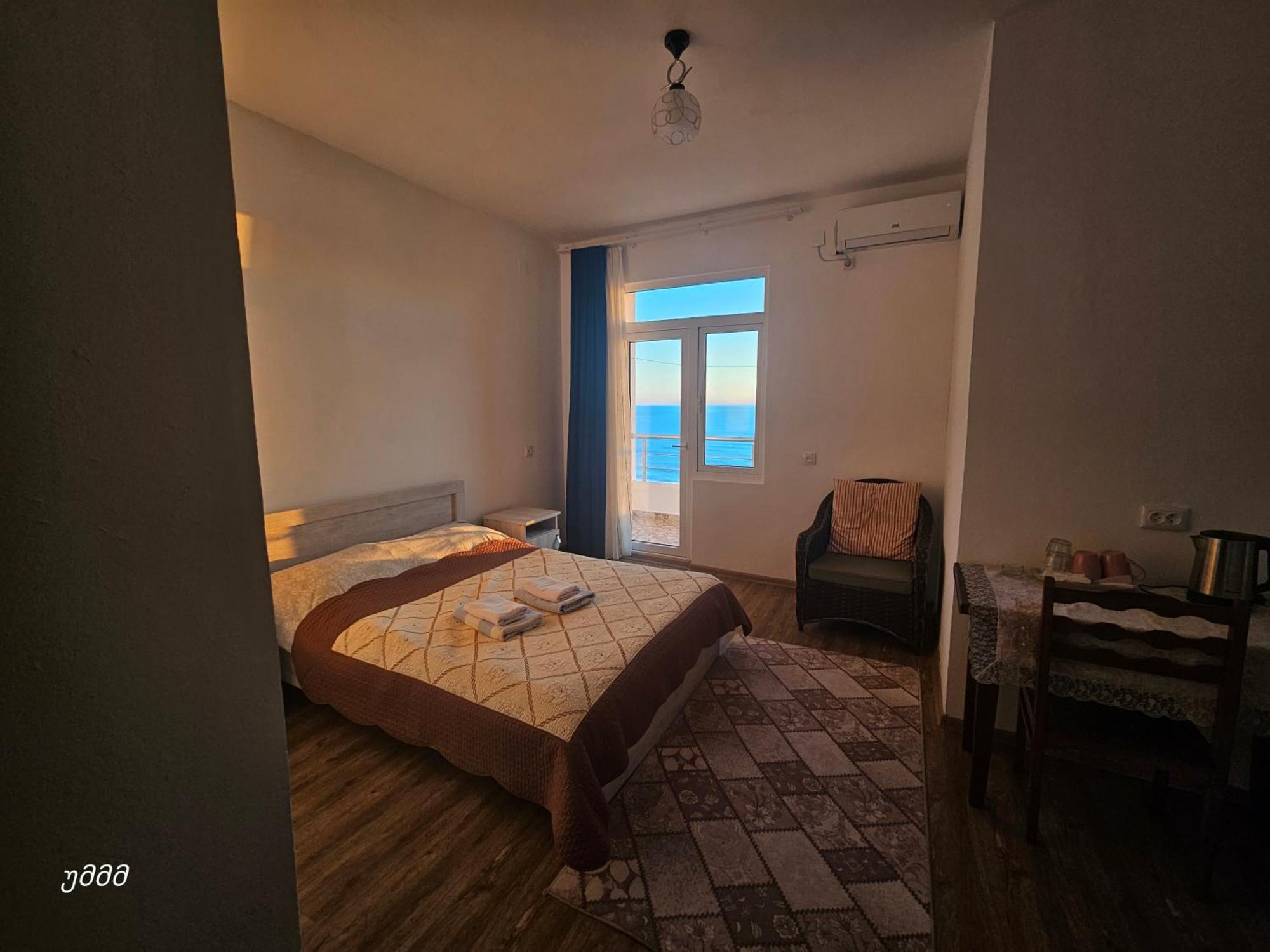Akhmed Guest House Kvariati Exterior photo